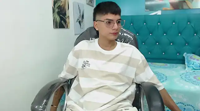 Noha scott online show from December 6, 11:25 pm