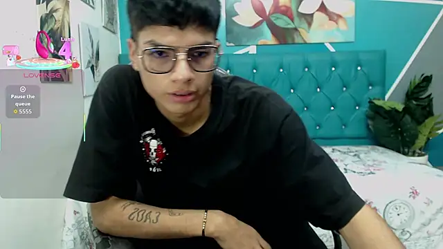 Noha scott online show from October 9, 12:30 am