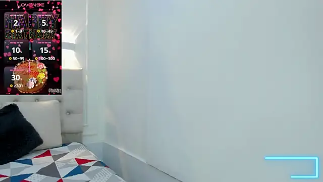 lola red95 online show from April 18, 7:58 pm