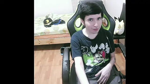 Snapshot of Twink_martinboy chatting on January 29, 11:25 pm Twink martinboy online show from January 29, 11:25 pm