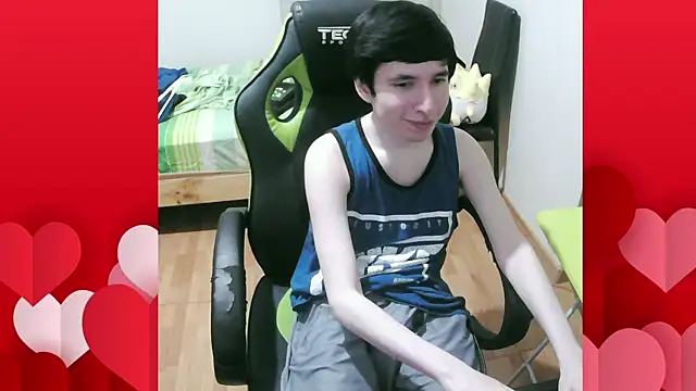 Snapshot of Twink_martinboy chatting on March 5, 2:03 am Twink martinboy online show from March 5, 2:03 am