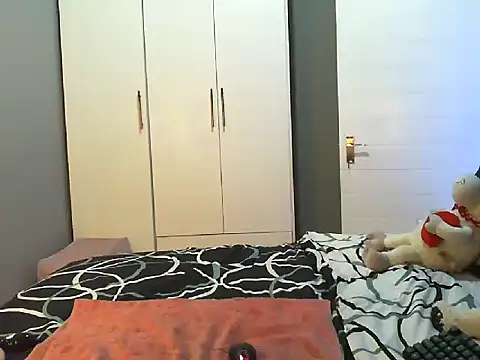 Snapshot of Sexylisa670 chatting on April 29, 7:20 pm Sexylisa670 online show from April 29, 7:20 pm