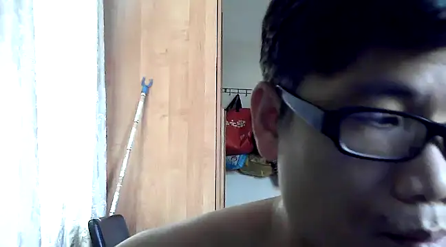 Snapshot of findagirlfriend chatting on December 6, 8:37 am findagirlfriend online show from December 6, 8:37 am