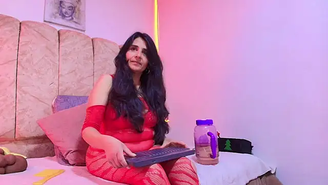  Marcela   online show from April 18, 11:25 am