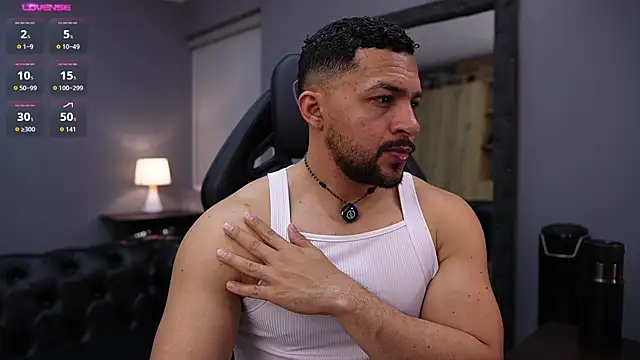Snapshot of Martin_Logan chatting on July 25, 11:13 pm Martin Logan online show from July 25, 11:13 pm