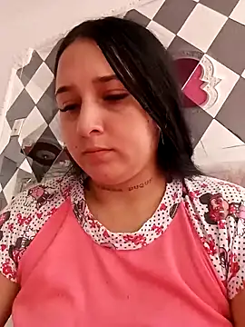 Snapshot of Juanamd1 chatting on February 14, 1:52 pm Juanamd1 online show from February 14, 1:52 pm