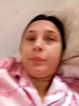 Juanamd1 online show from May 12, 7:49 am