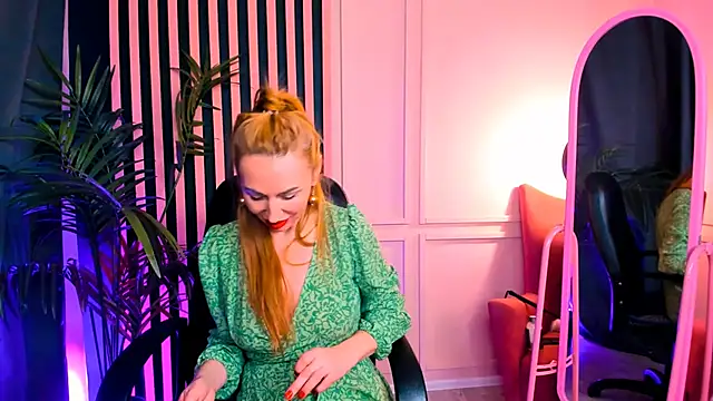 Snapshot of Lakshmi_lotus chatting on January 29, 10:53 pm Lakshmi lotus online show from January 29, 10:53 pm