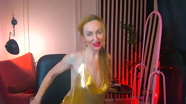 Snapshot of Lakshmi_lotus chatting on February 9, 3:23 pm Lakshmi lotus online show from February 9, 3:23 pm