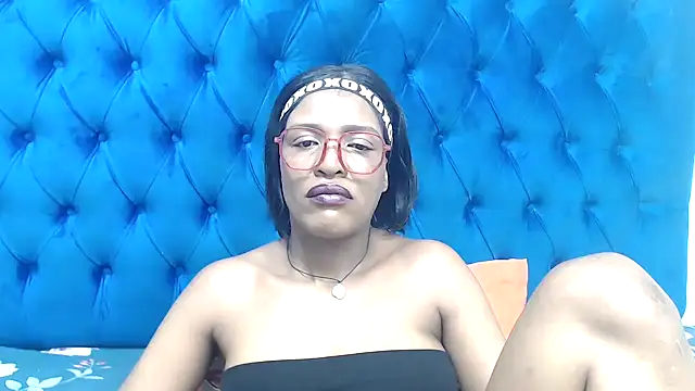 Snapshot of SpicyQueenxxxx chatting on April 18, 7:58 pm SpicyQueenxxxx online show from April 18, 7:58 pm