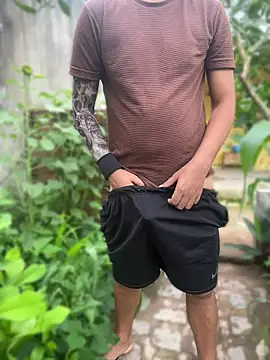 king cum  online show from April 14, 1:06 pm