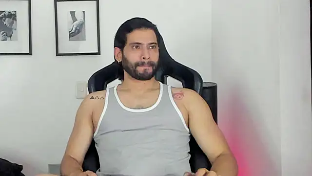 Dereck vega online show from July 9, 12:37 am