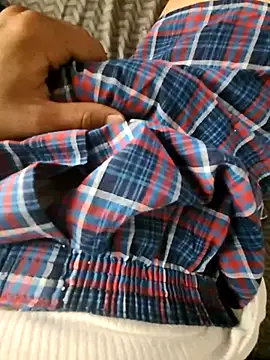 Snapshot of Swapurcrm chatting on March 18, 10:48 pm Swapurcrm online show from March 18, 10:48 pm