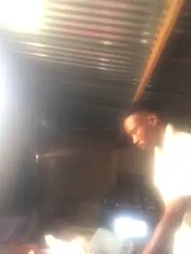 Snapshot of DWildB chatting on March 8, 2:43 pm DWildB online show from March 8, 2:43 pm