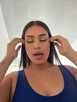 Snapshot of EmmaTorres_ chatting on July 24, 7:12 pm EmmaTorres online show from July 24, 7:12 pm