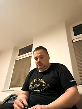 Ronny2510 online show from April 21, 7:39 pm