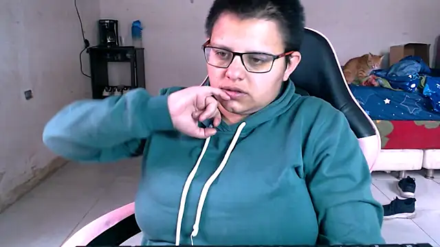 tatsumi nao online show from February 18, 5:53 pm