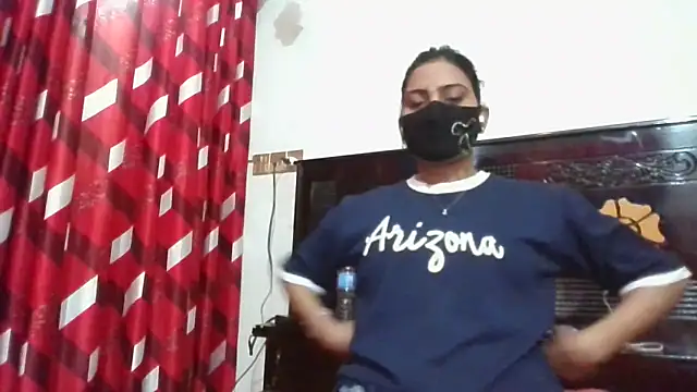 Snapshot of mariyaqueen chatting on March 11, 11:33 am mariyaqueen online show from March 11, 11:33 am