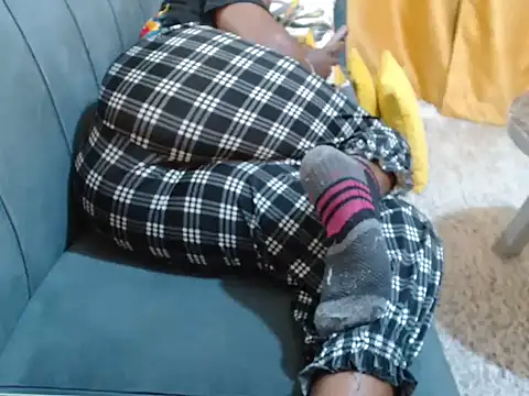 leslysexygirl online show from March 15, 5:24 am