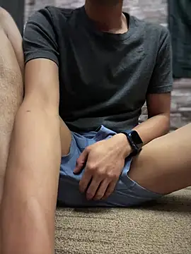 Snapshot of zeck80 chatting on December 28, 7:54 pm zeck80 online show from December 28, 7:54 pm