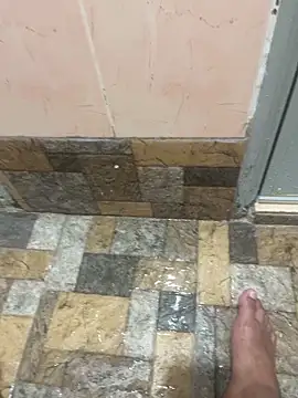 Snapshot of zeck80 chatting on October 19, 1:01 pm zeck80 online show from October 19, 1:01 pm