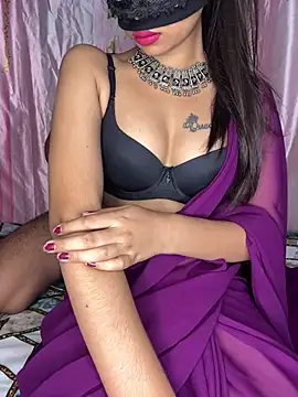 Snapshot of Suhu_love chatting on August 3, 5:38 pm Suhu love online show from August 3, 5:38 pm