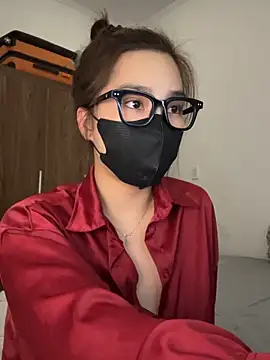 Lilisa miu online show from March 1, 4:20 pm