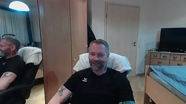 Snapshot of Rockburg chatting on March 20, 10:09 am Rockburg online show from March 20, 10:09 am
