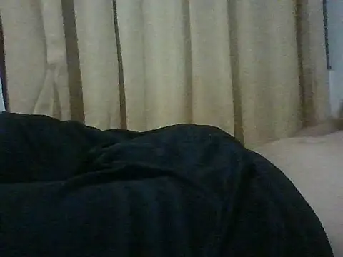 Juan2323hot online show from November 13, 2:32 am