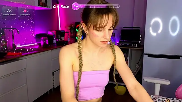 Snapshot of Kate_Sex_House chatting on May 21, 10:44 am Kate Sex House online show from May 21, 10:44 am