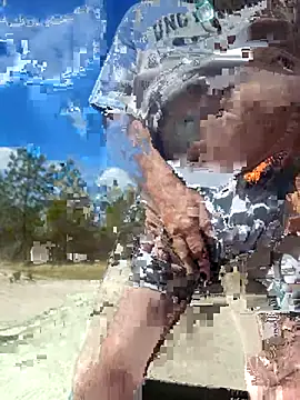 Snapshot of Policeman20742 chatting on March 31, 6:41 pm Policeman20742 online show from March 31, 6:41 pm