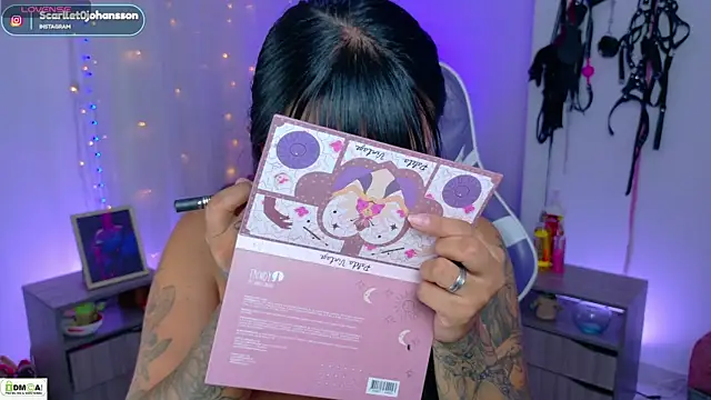 Snapshot of Miss_scarllet_ chatting on July 10, 1:14 pm Miss scarllet online show from July 10, 1:14 pm
