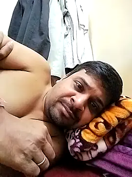 Snapshot of Sexyhotsunny chatting on April 6, 6:36 am Sexyhotsunny online show from April 6, 6:36 am