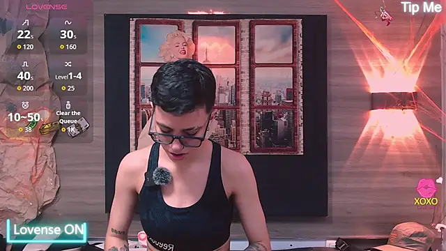 Cutie Shy  online show from October 30, 7:03 pm