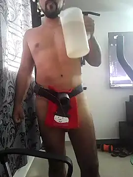 LatinMar online show from December 25, 9:00 pm