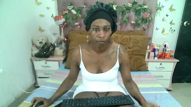 Snapshot of ValeriaTsx chatting on November 21, 3:22 pm ValeriaTsx online show from November 21, 3:22 pm