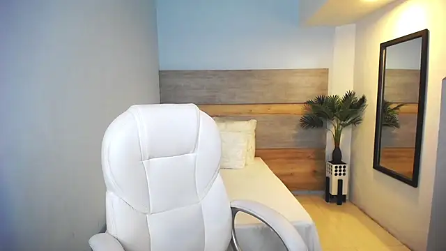 liseth fox online show from February 3, 7:21 pm