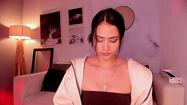 lara madisson online show from March 2, 5:08 am