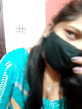 Snapshot of Hotty-simran chatting on March 7, 9:07 am Hotty-simran online show from March 7, 9:07 am