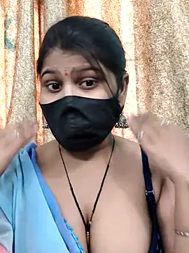 Snapshot of Hotty-simran chatting on October 15, 4:34 am Hotty-simran online show from October 15, 4:34 am