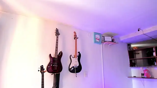 lilpervertgirl online show from March 15, 10:11 pm