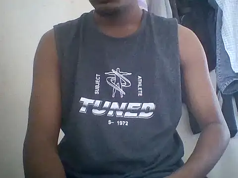 Snapshot of Bangalore_boy29 chatting on May 13, 3:15 am Bangalore boy29 online show from May 13, 3:15 am
