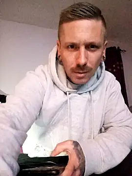 Schabernack1990 online show from October 15, 4:01 am