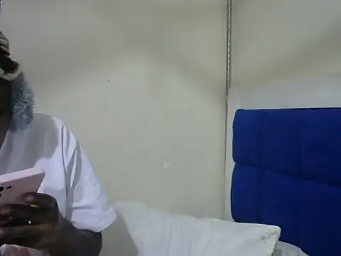 beauty petite online show from February 22, 6:02 am