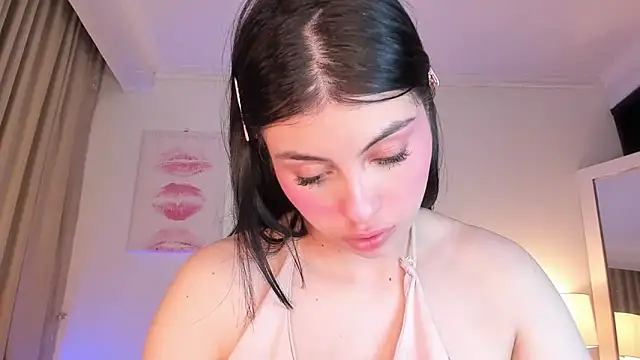 halseycox    online show from May 20, 5:24 am