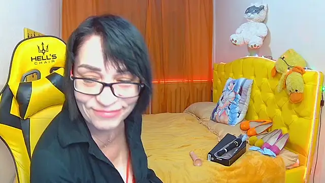 SandraHormas online show from February 4, 11:27 am