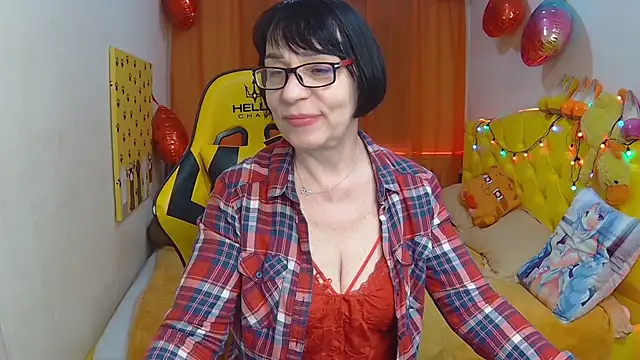 SandraHormas online show from March 11, 10:51 am