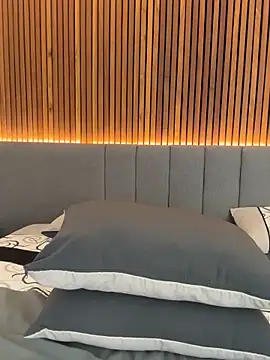 EmiilyAdams  online show from February 12, 10:49 pm