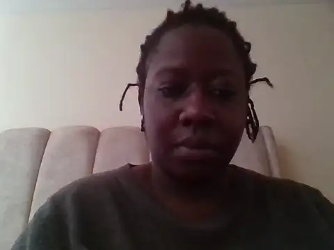 pretty bums online show from February 17, 7:38 am