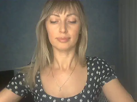 EffectMaya online show from December 21, 4:14 pm